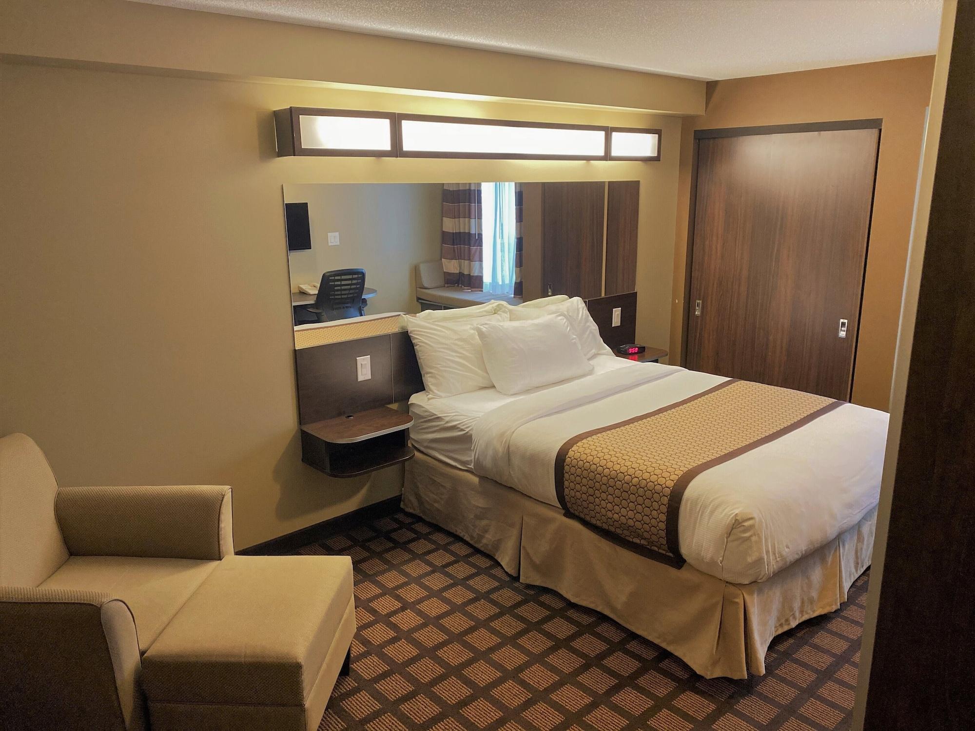 Microtel Inn & Suites By Wyndham - Timmins Exterior foto